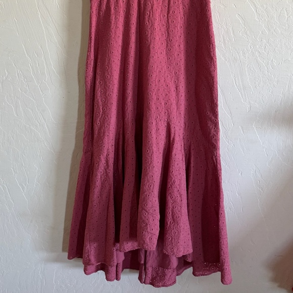 Taylor V-Neck Sleeveless Eyelet Dress Maxi - Picture 7 of 7